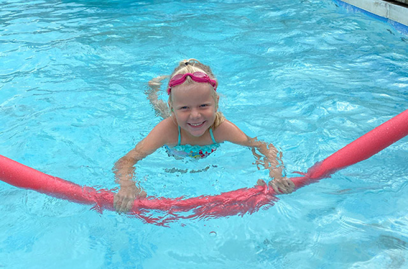 Hjarbæk Fjord Camping liegt mit einer großartigen Aussicht – ein ideales Urlaubsziel in Jütland am Limfjord mit mehr als 50 Terrassenplätzen